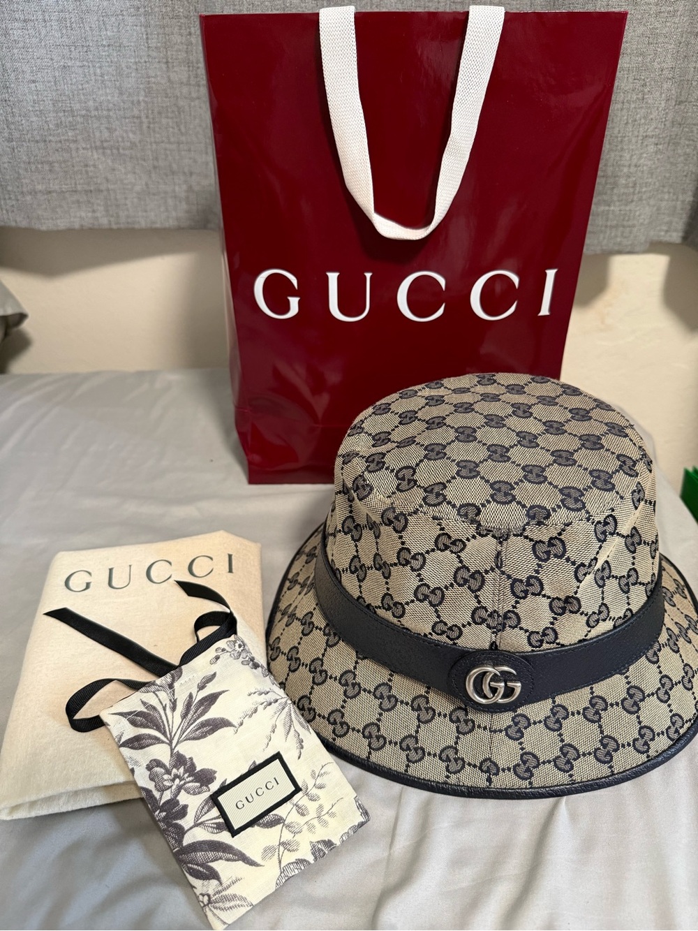 Gucci Navy blue Bucket Hat with Double G Hardware